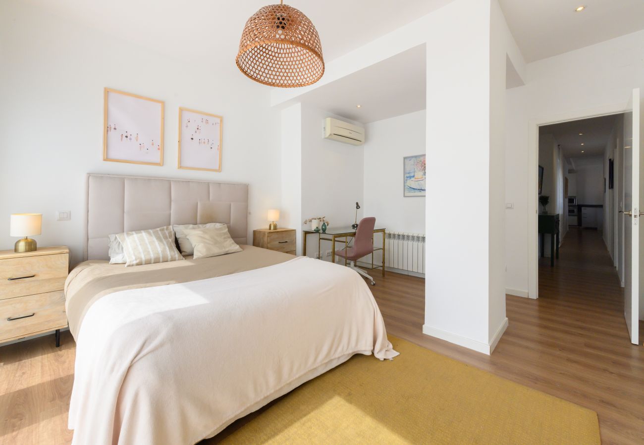 Apartamento en Madrid - M (ORE83)  Piso en Madrid_ 2 dormitorios y terraza