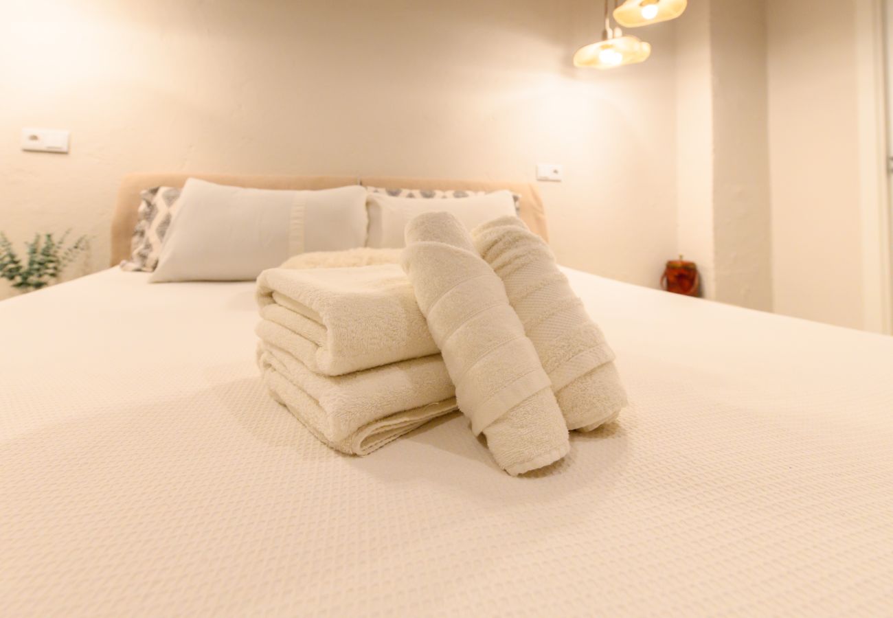 Apartamento en Madrid - M (VDB4)Apartamento con Estilo Único y Barra-Bar e
