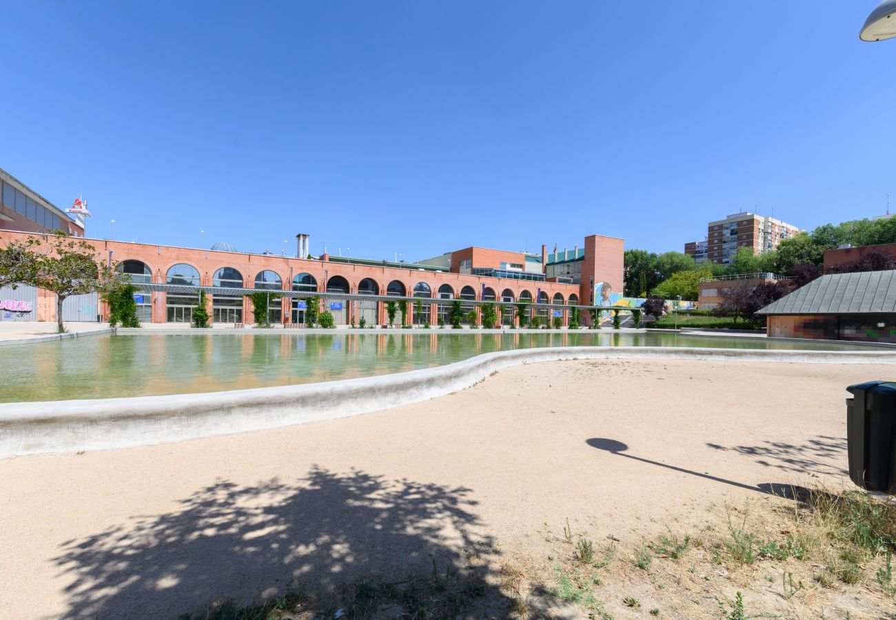 Apartamento en Madrid - M (VDB4)Apartamento con Estilo Único y Barra-Bar e