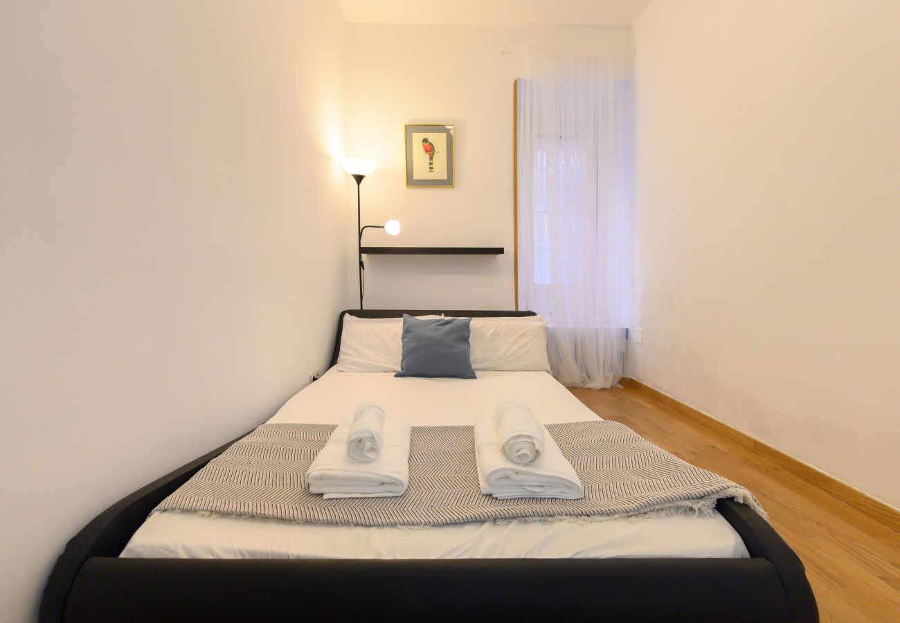 Apartamento en Madrid - M (ISI3)Piso de 2 dormitorios en pleno centro de M