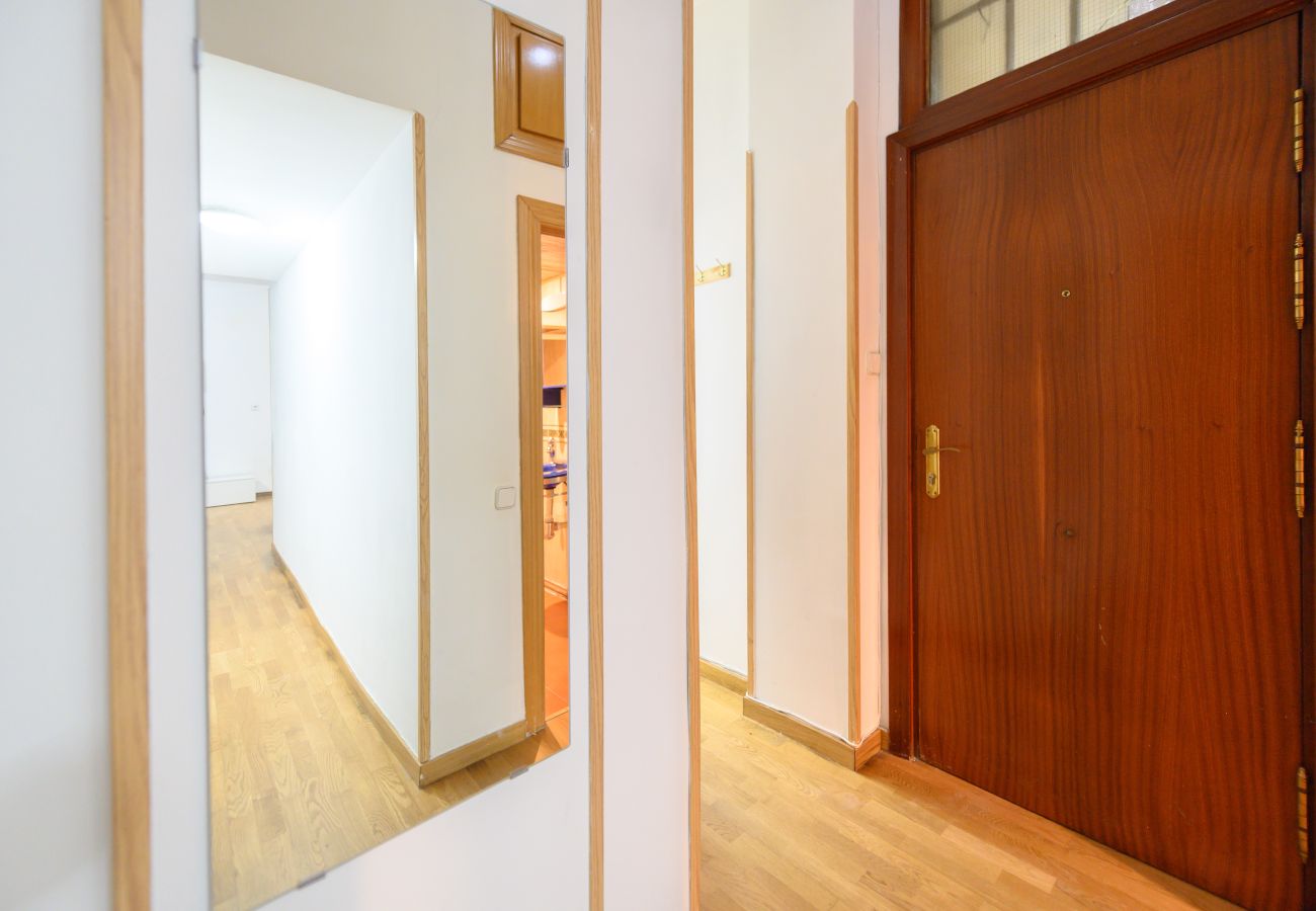Apartamento en Madrid - M (ISI3)Piso de 2 dormitorios en pleno centro de M