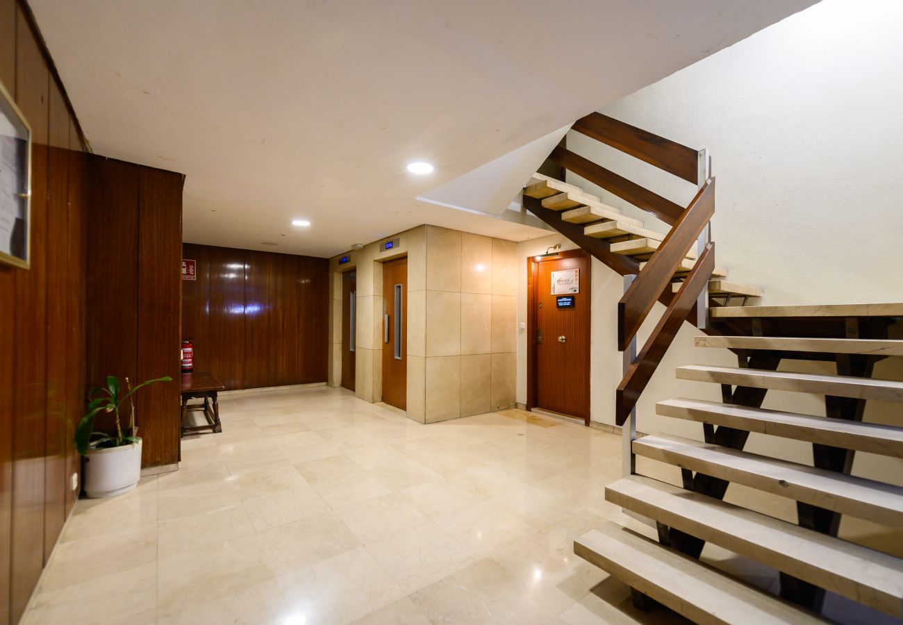 Apartamento en Madrid - M (ORE365C) Encantador piso de 2 dormitorios con v