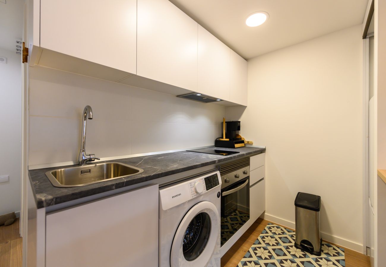 Estudio en San Sebastián de los Reyes - M (FVE53) Estudio moderno con terraza privada y ex