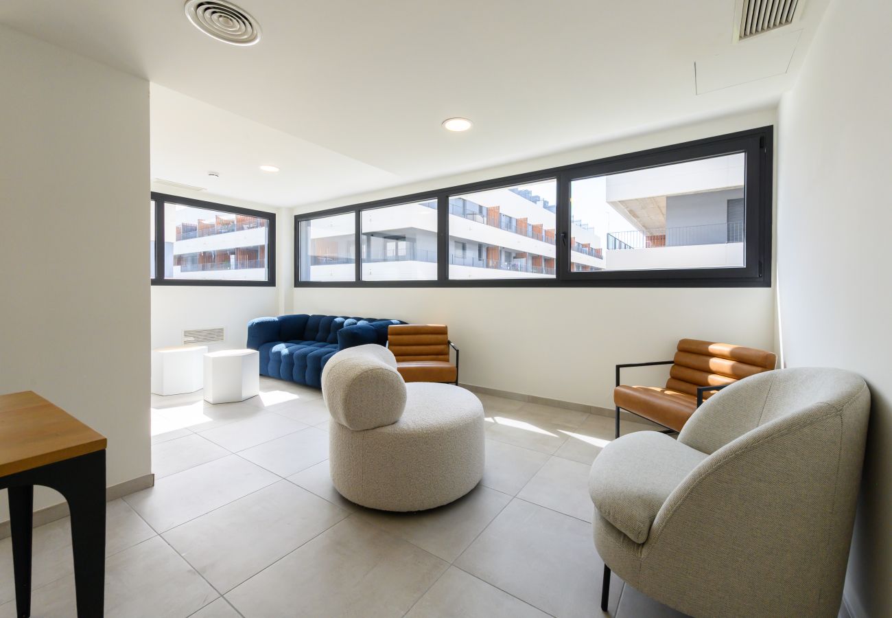 Estudio en San Sebastián de los Reyes - M (FVE53) Estudio moderno con terraza privada y ex