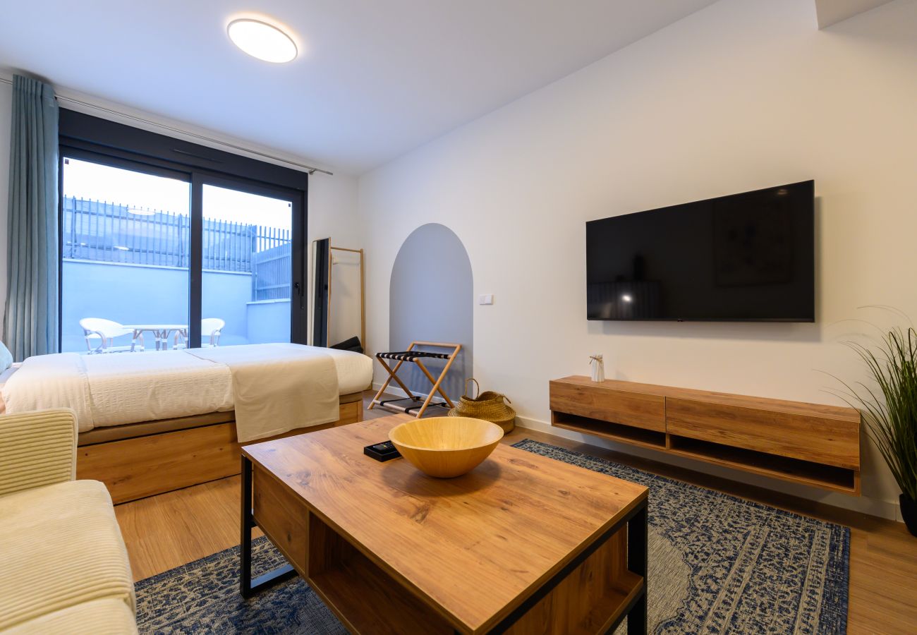 Estudio en San Sebastián de los Reyes - M (FVE53) Estudio moderno con terraza privada y ex