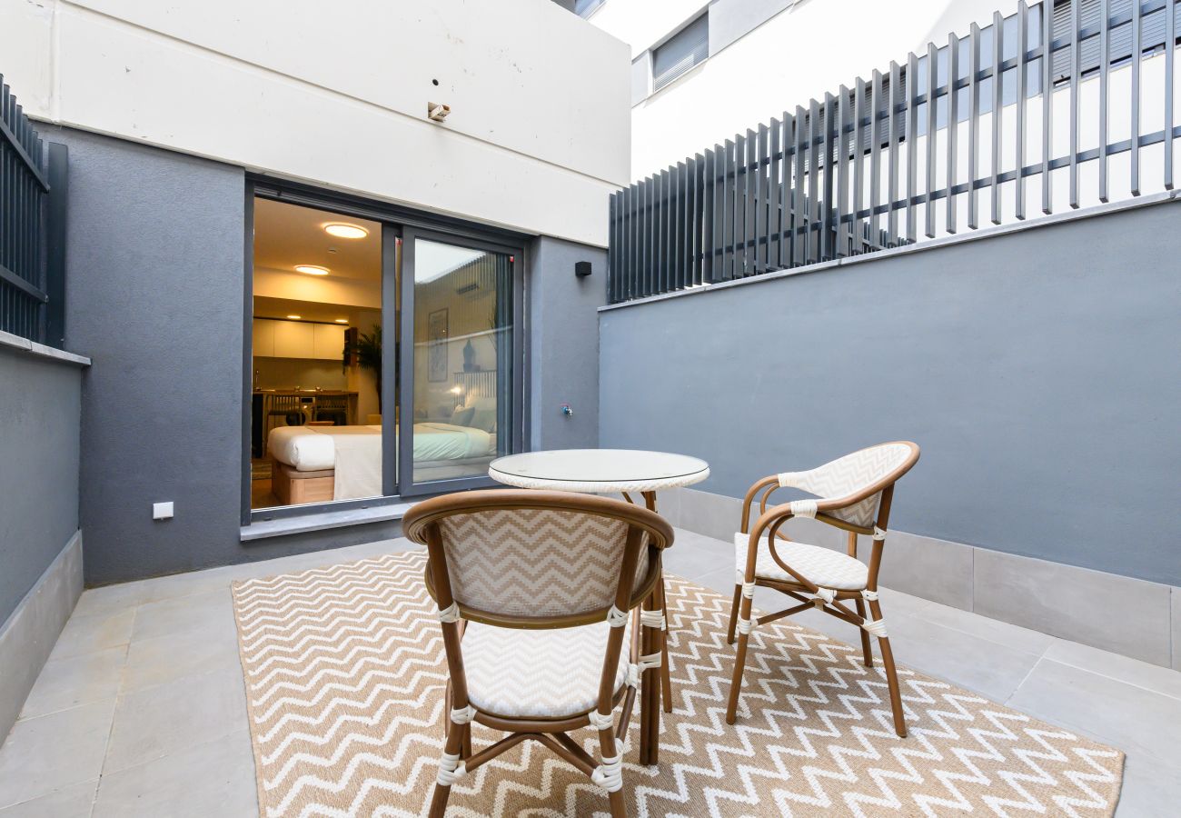 Estudio en San Sebastián de los Reyes - M (FVE53) Estudio moderno con terraza privada y ex