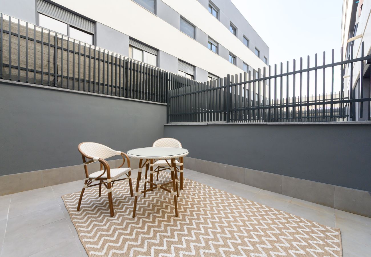 Estudio en San Sebastián de los Reyes - M (FVE53) Estudio moderno con terraza privada y ex