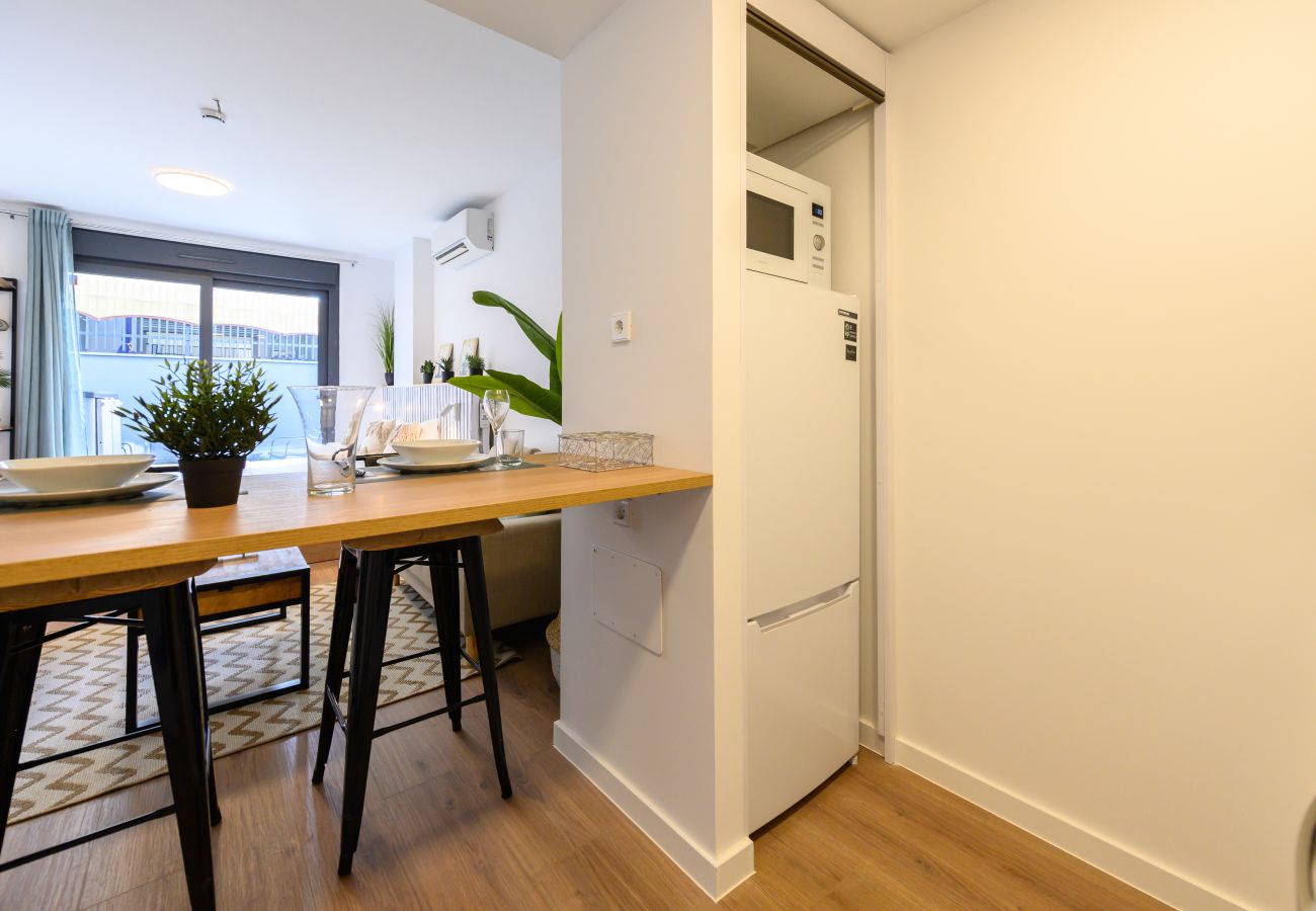Estudio en San Sebastián de los Reyes - M (FVE54) Estudio con terraza privada y piscina -g