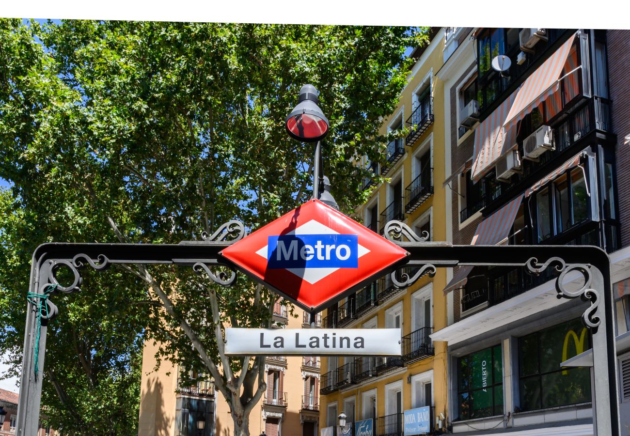 Apartamento en Madrid - M (ENC132B)Acogedora vivienda en La Latina, una de