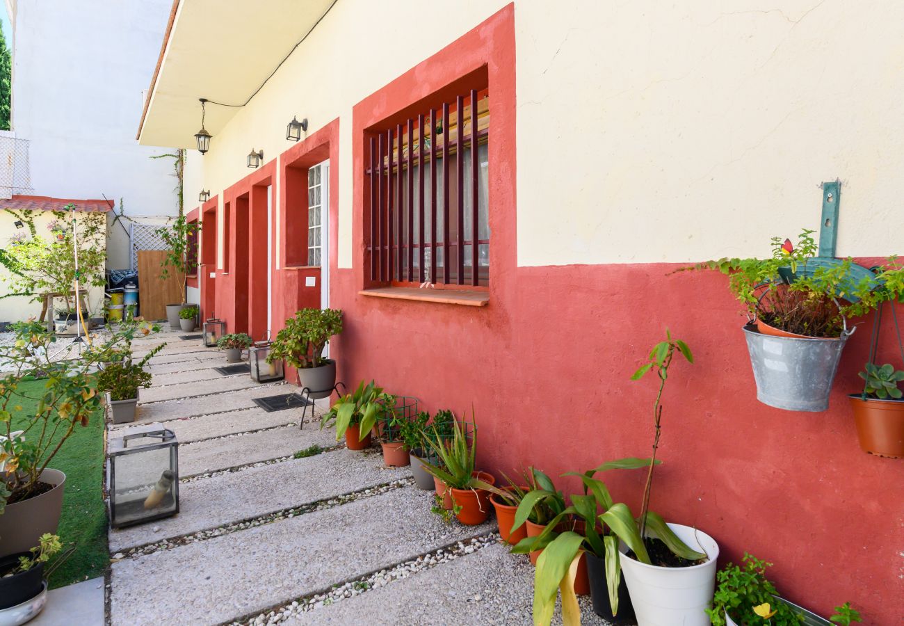 Apartamento en Madrid - M (SFU72)Moderno piso de 1 dormitorio con terraza