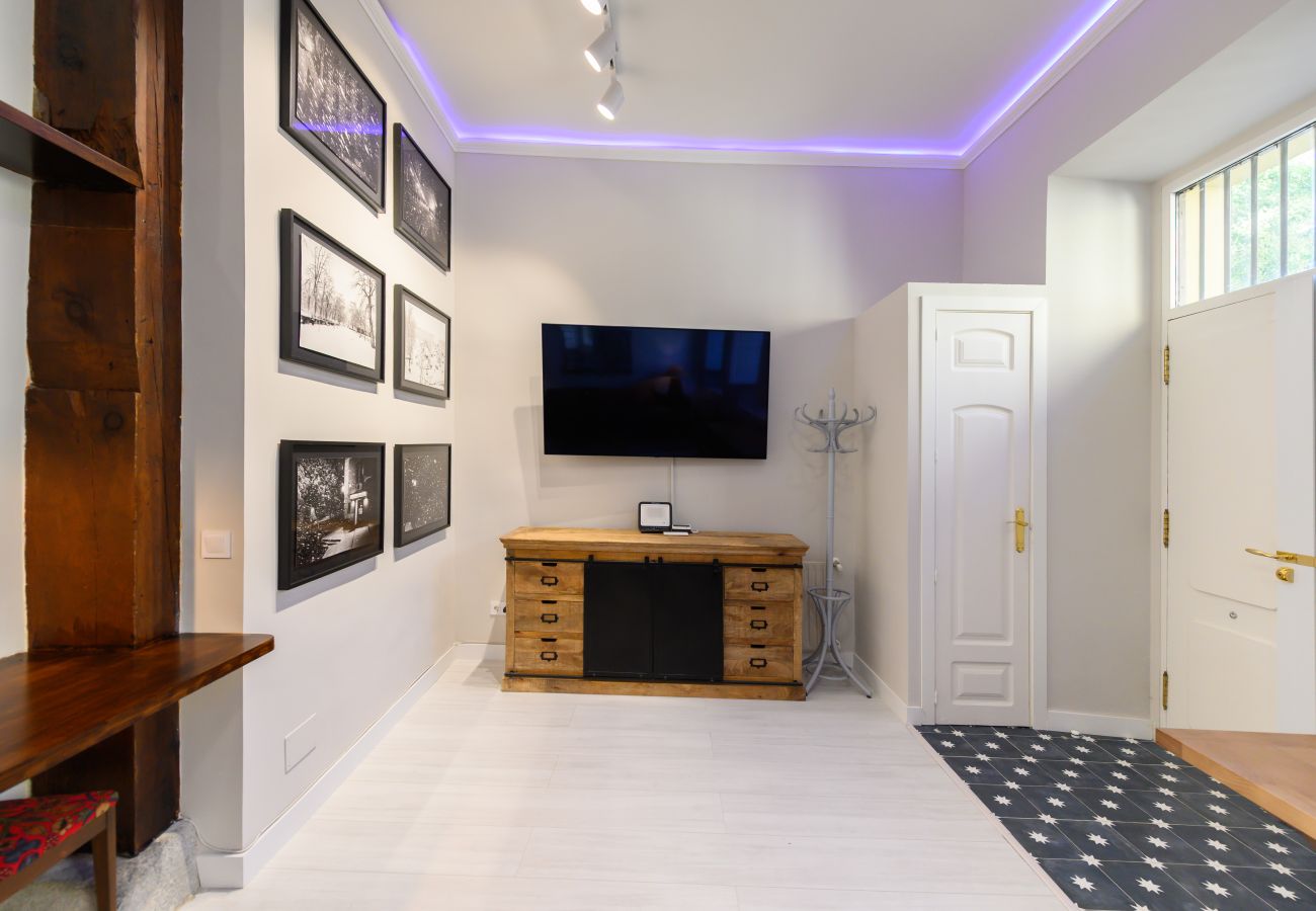 Apartamento en Madrid - M (PDA2BI) Amplio y cómodo apartamento de un dormi
