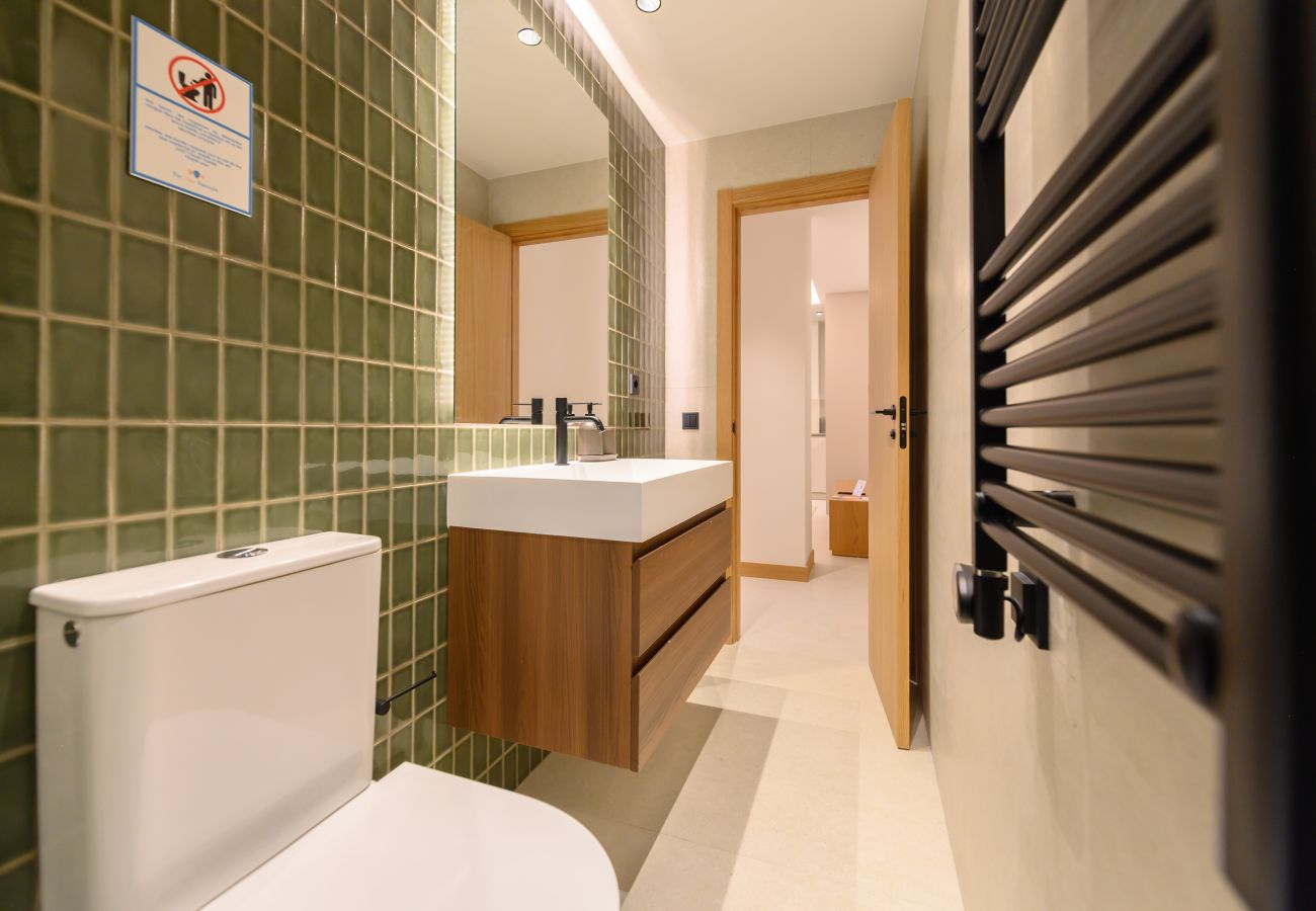 Apartamento en Madrid - M (SCR7B1) Amplio piso exterior de un dormitorio e