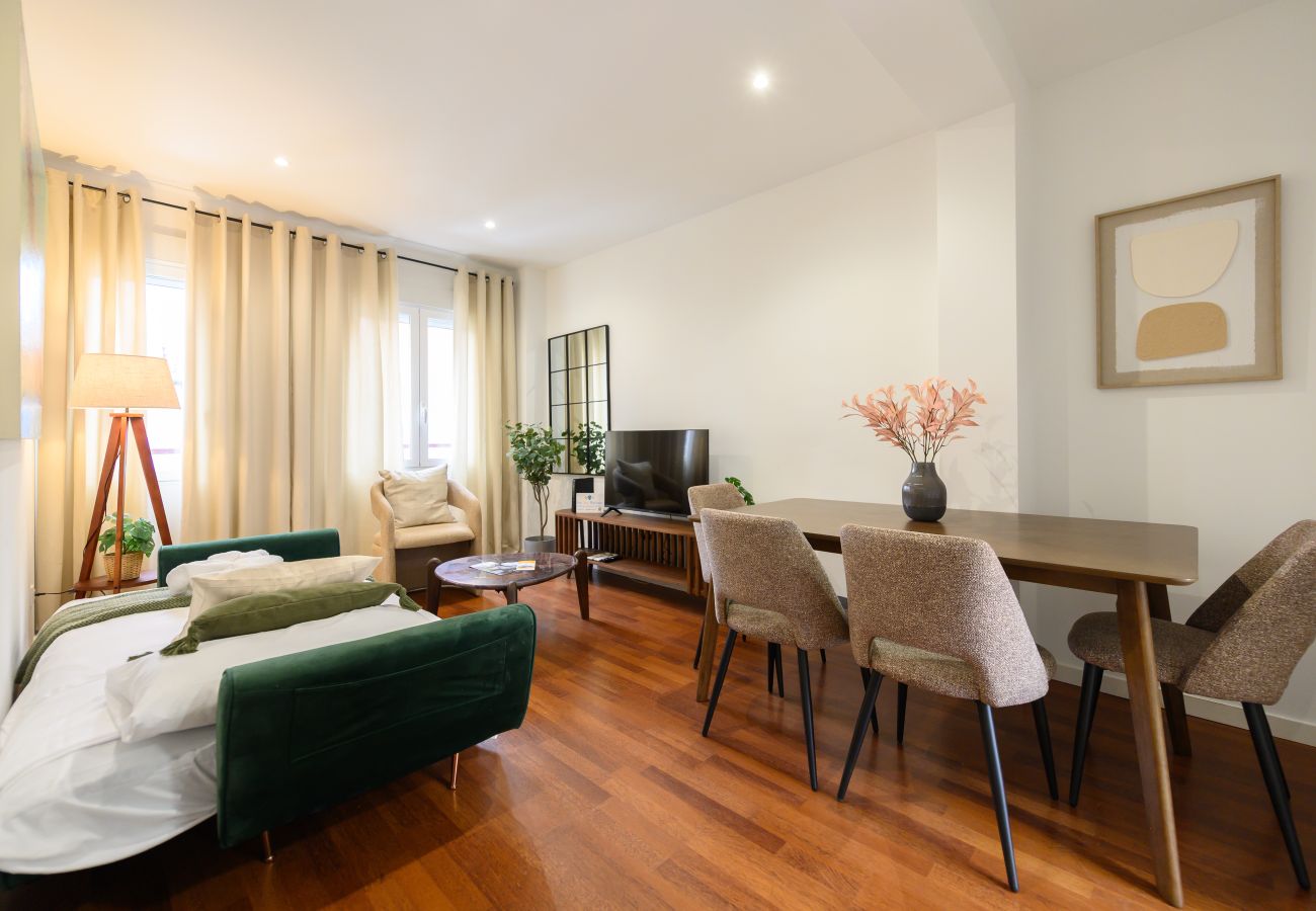 Apartamento en Madrid - M (MAL71A) Moderno piso de 2 dormitorios con terra