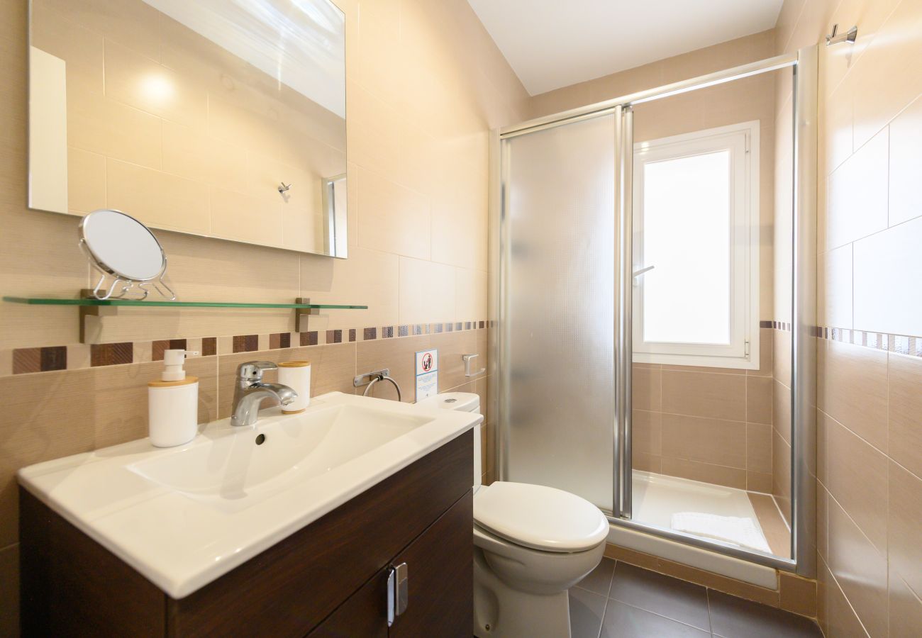 Apartamento en Madrid - M (MAL71A) Moderno piso de 2 dormitorios con terra