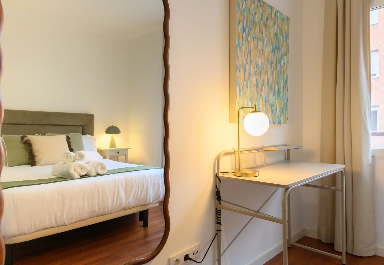 Apartamento en Madrid - M (MAL71B) Moderno piso de 1 dormitorio en  Madri