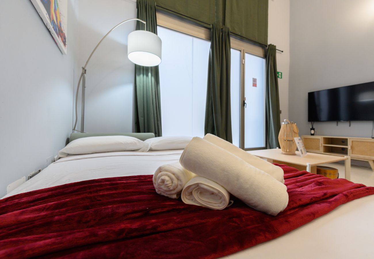 Apartamento en Madrid - M (LDM11034) Acogedor Dúplex con Cocina Abierta y