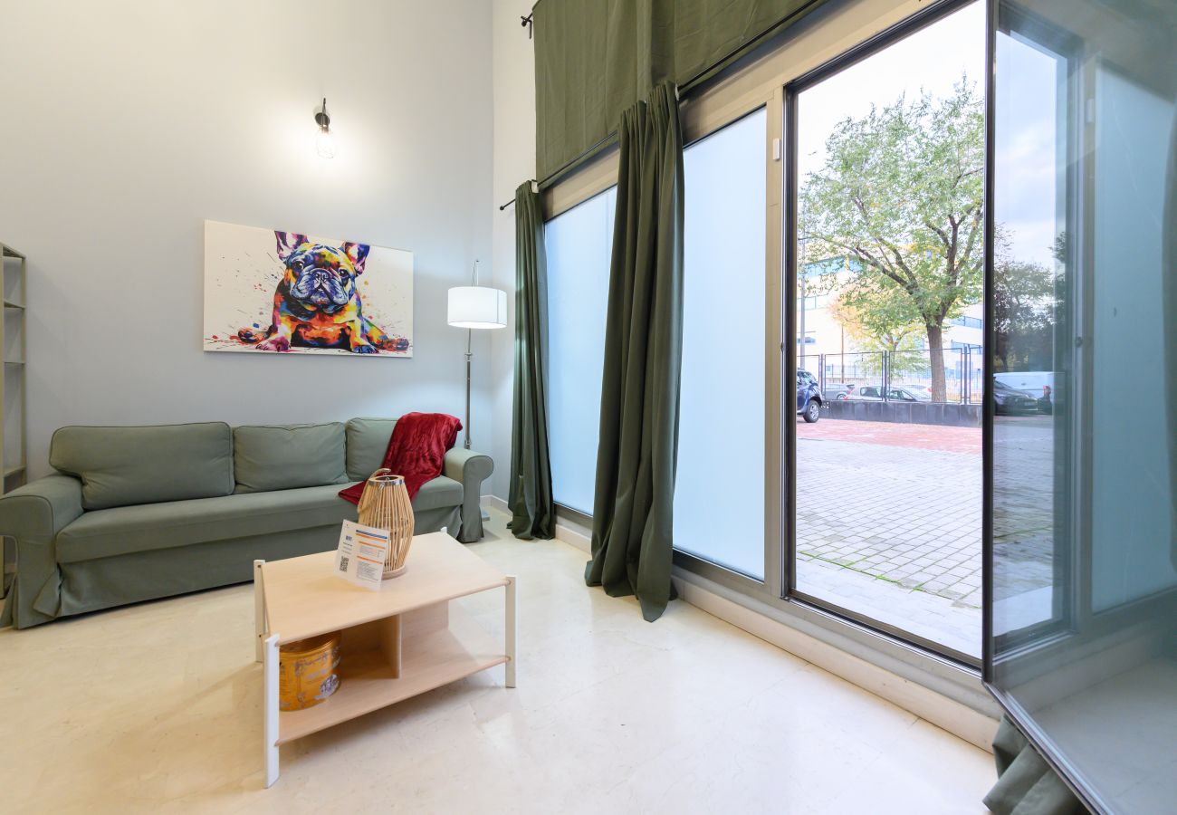 Apartamento en Madrid - M (LDM11034) Acogedor Dúplex con Cocina Abierta y