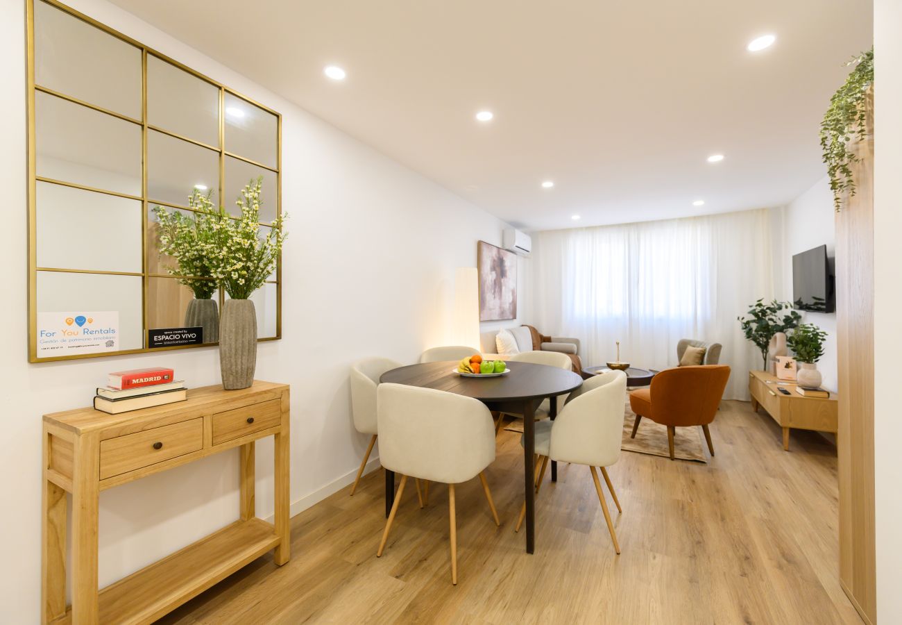 Apartamento en Madrid - M (GCO69BD) Apartamento de 3 dormitorios