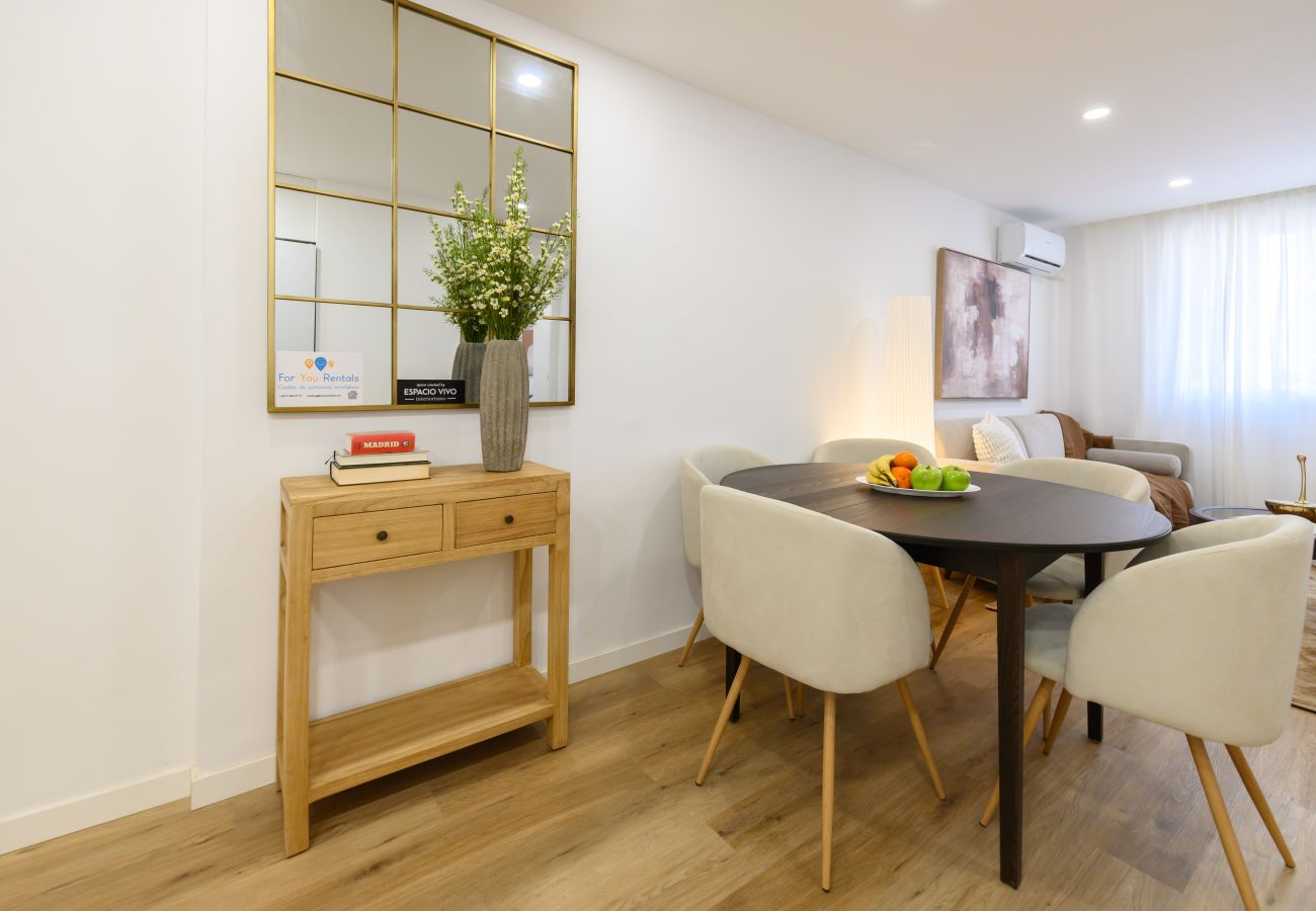 Apartamento en Madrid - M (GCO69BD) Apartamento de 3 dormitorios