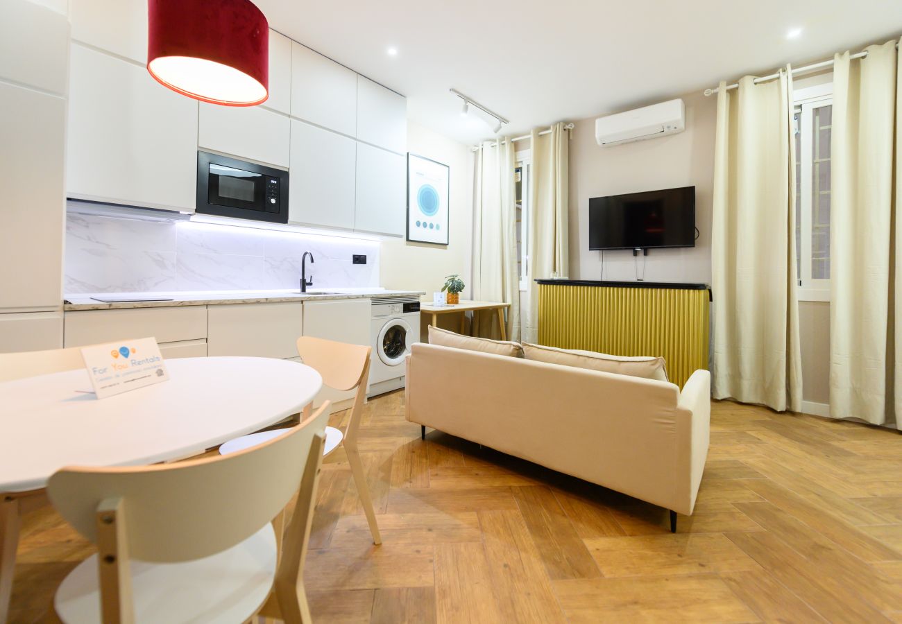 Estudio en Madrid - M (NDA11BII)Acogedor estudio interior con todas la