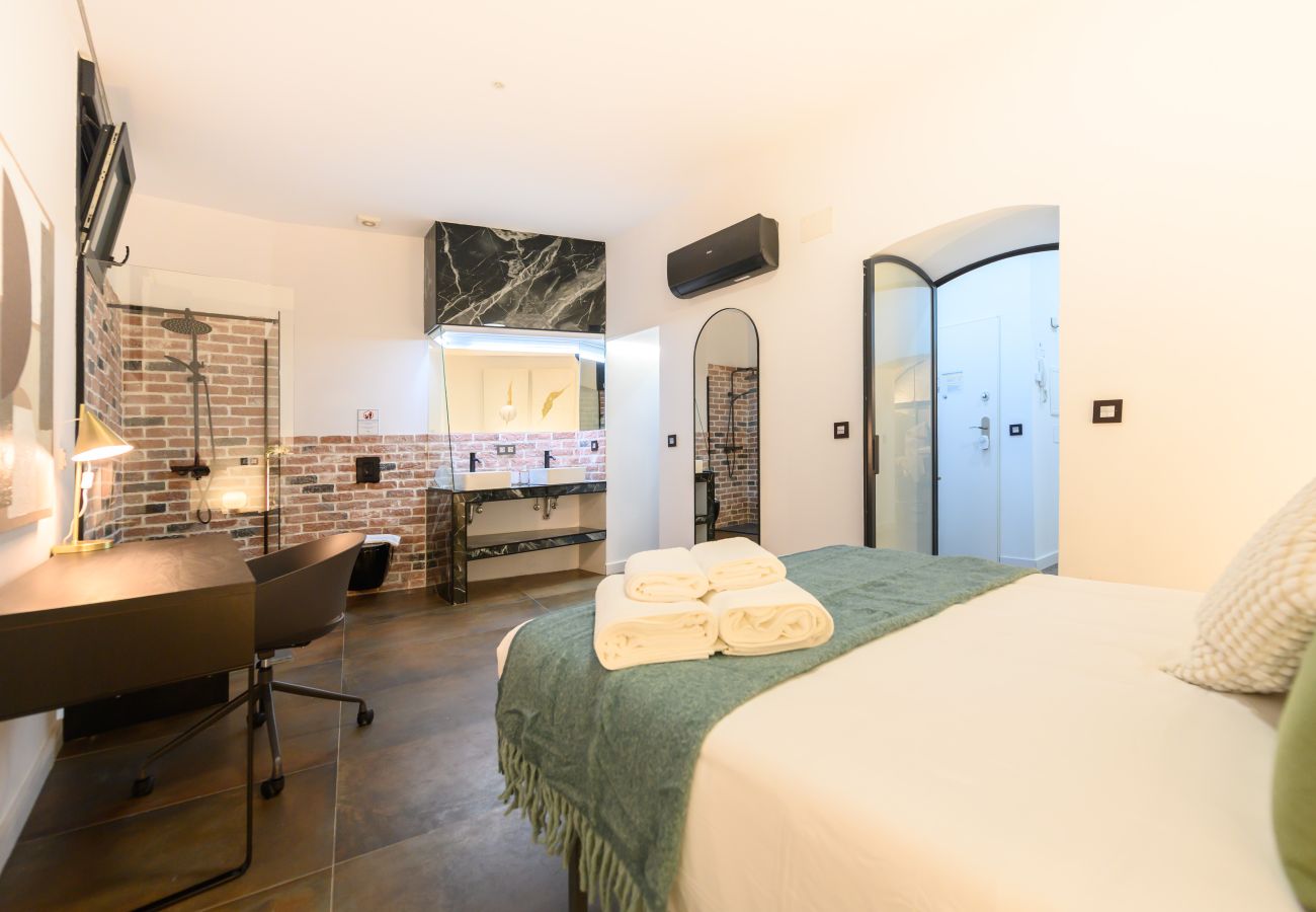 Apartamento en Madrid - M (DFE11SI) Elegante piso de dos dormitorios en e