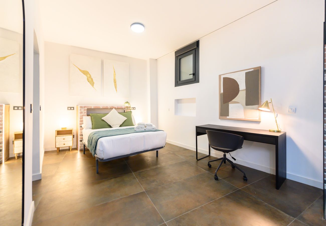 Apartamento en Madrid - M (DFE11SI) Elegante piso de dos dormitorios en e