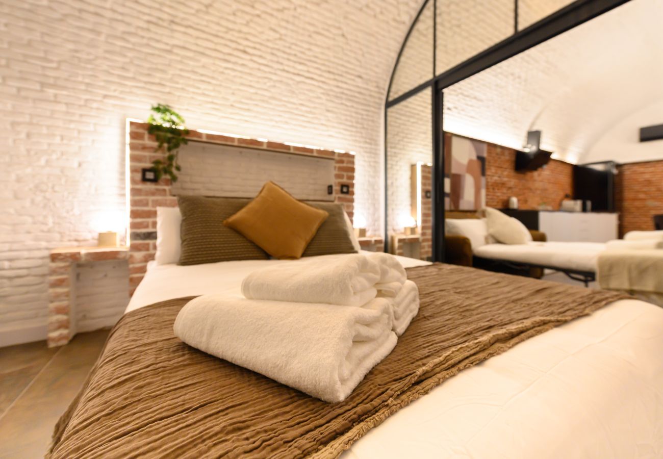 Apartamento en Madrid - M (DFE11SI) Elegante piso de dos dormitorios en e