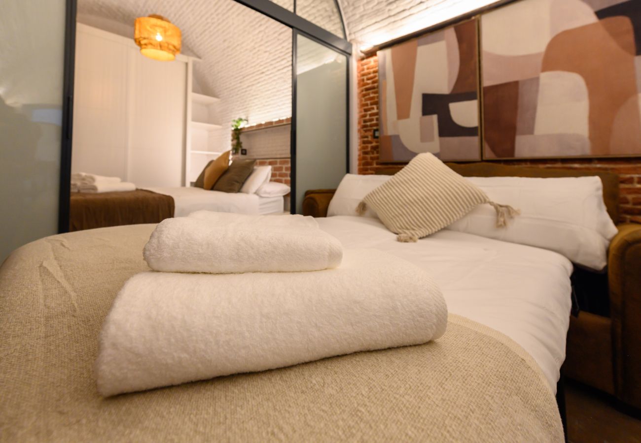 Apartamento en Madrid - M (DFE11SI) Elegante piso de dos dormitorios en e