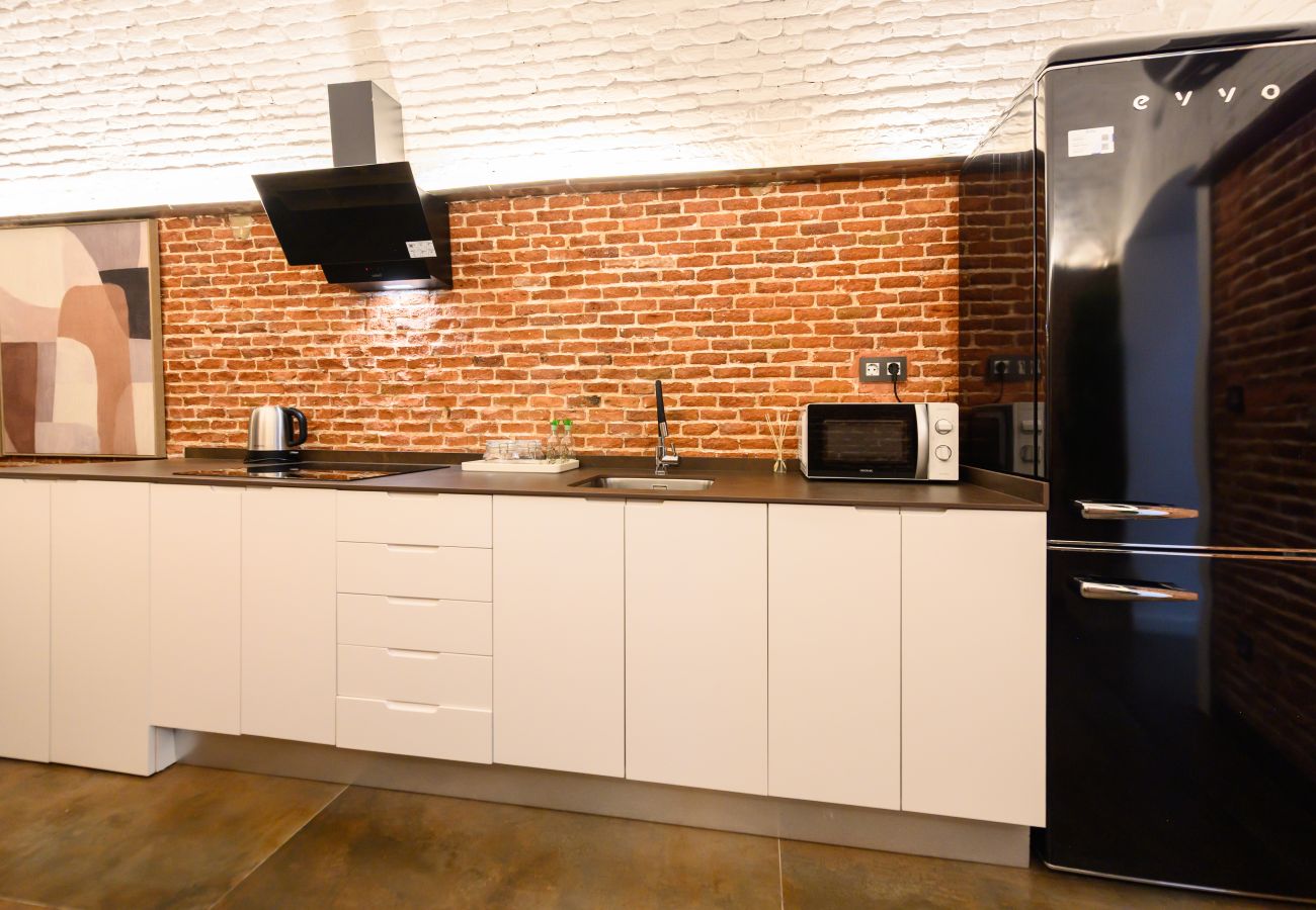 Apartamento en Madrid - M (DFE11SI) Elegante piso de dos dormitorios en e