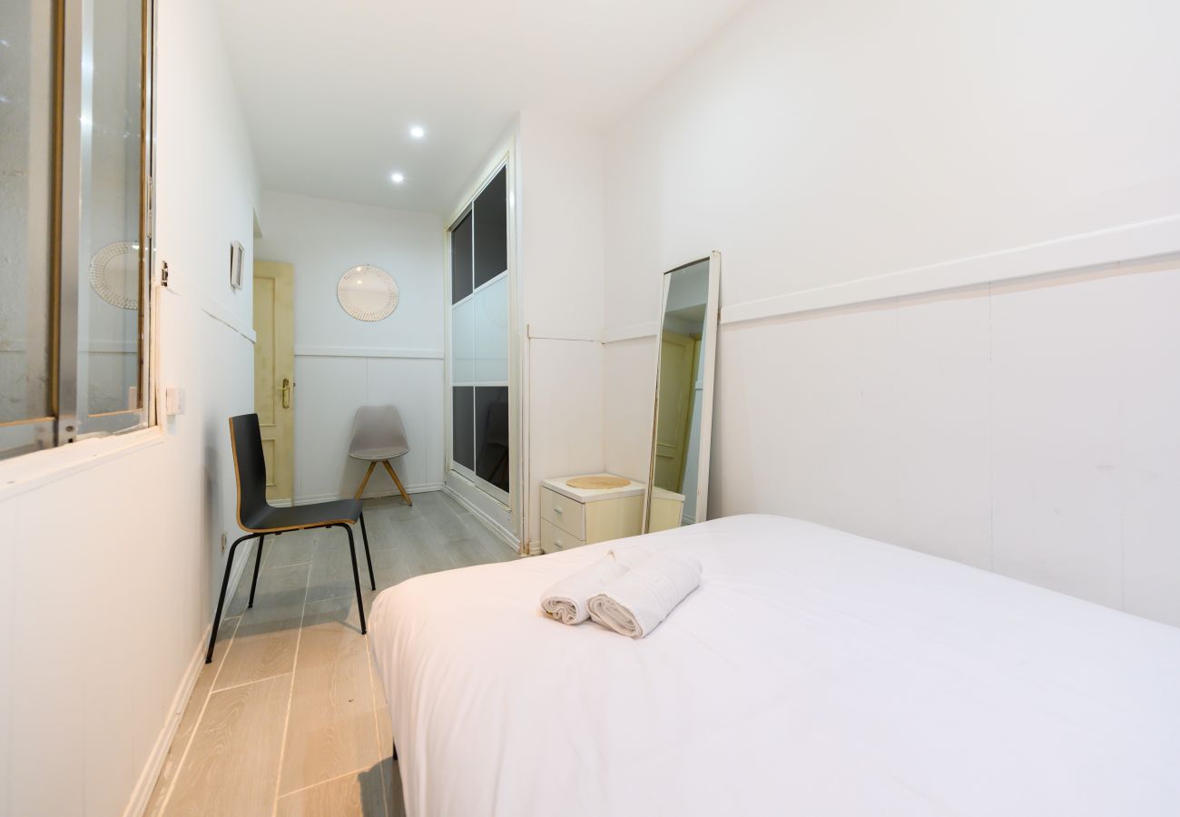 Apartamento en Madrid - M (PEL300I)Piso acogedor de 1 dormitorio en el Cen