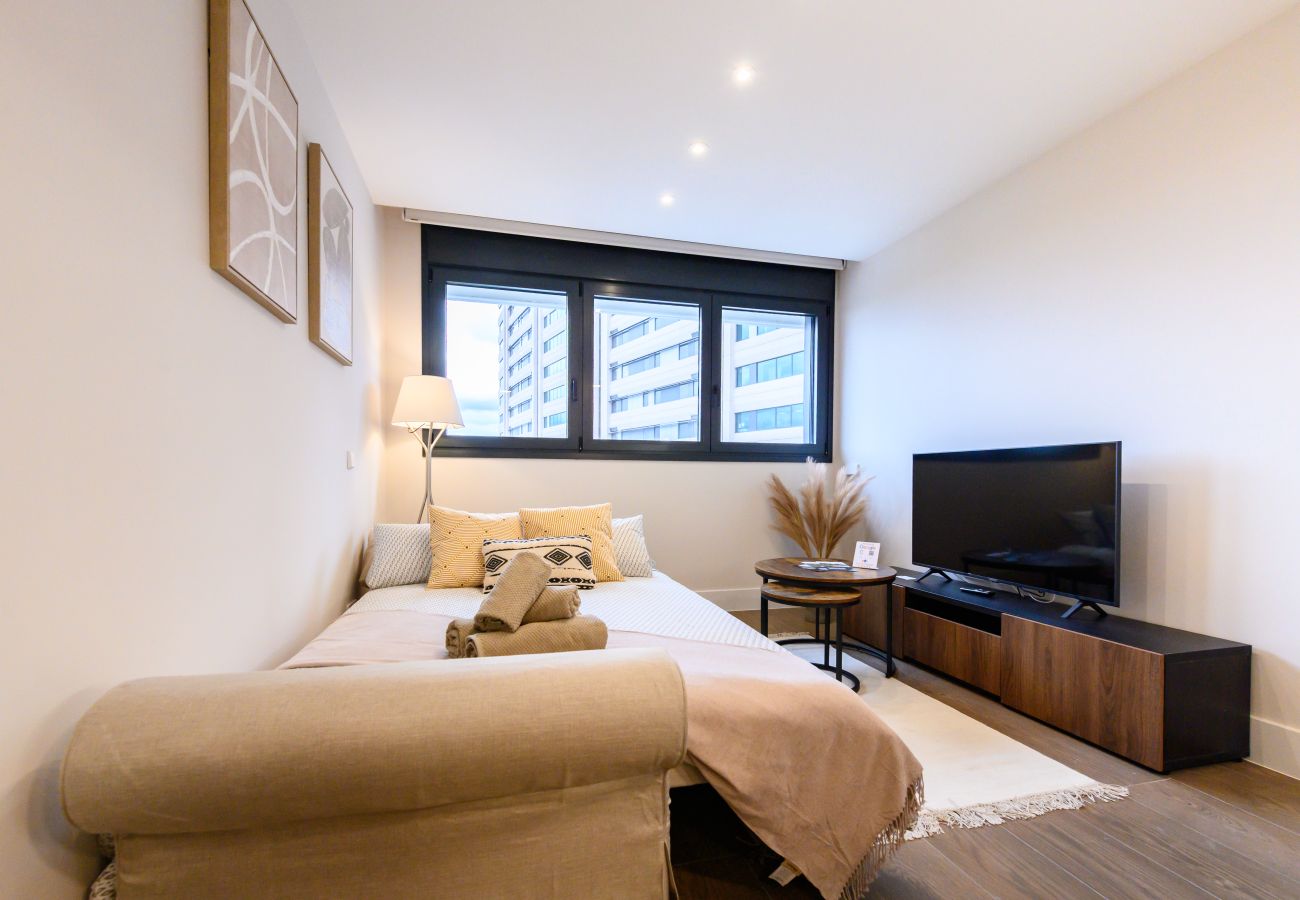 Apartamento en Madrid - M (JES194) Piso de lujo de 1 dormitorio con vistas