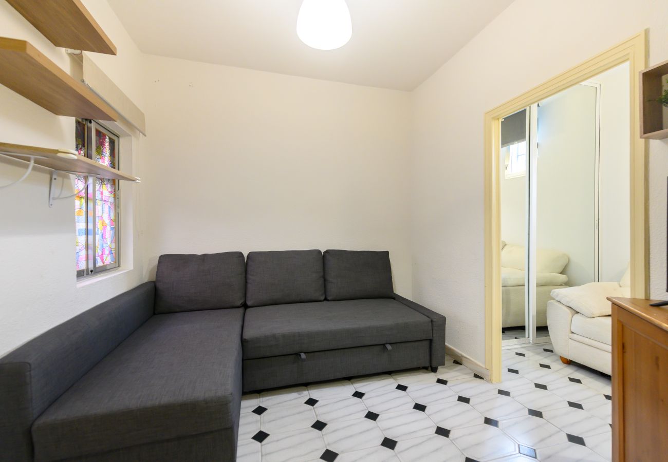 Apartamento en Madrid - M (BMU9213) Elegante piso de 1 dormitorio totalmen