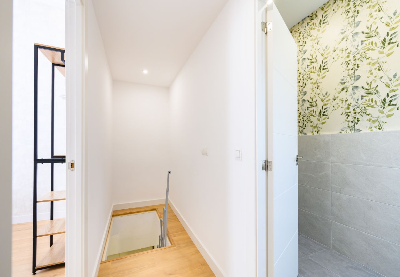 Apartamento en Madrid - M (LCE3) Amplio y moderno piso de 4 dormitorios