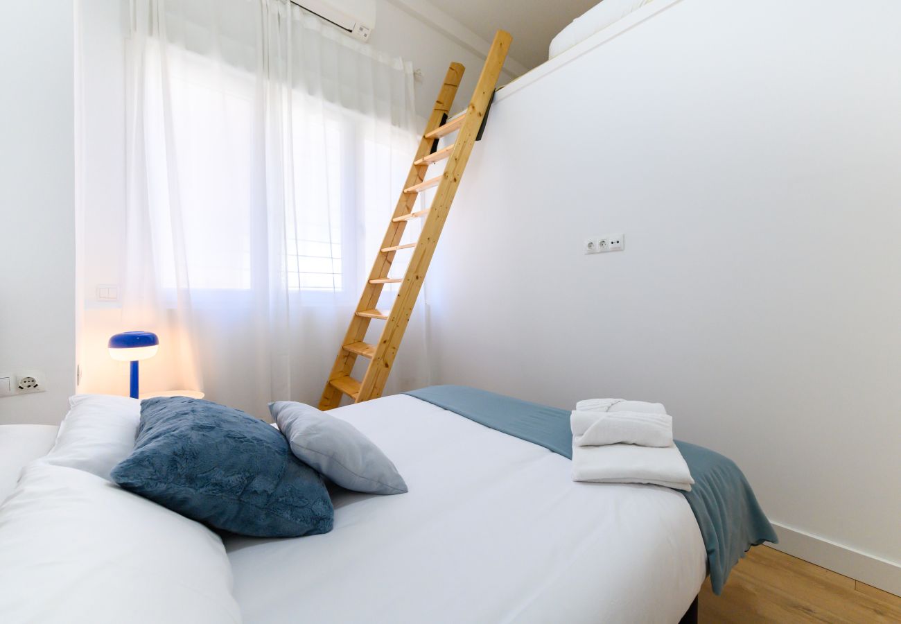 Apartamento en Madrid - M (LCE3) Amplio y moderno piso de 4 dormitorios