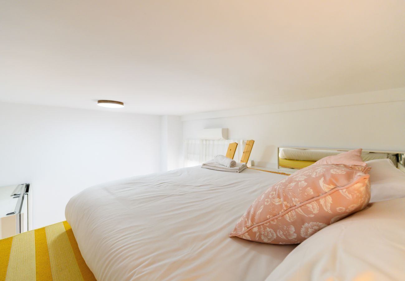 Apartamento en Madrid - M (LCE3) Amplio y moderno piso de 4 dormitorios