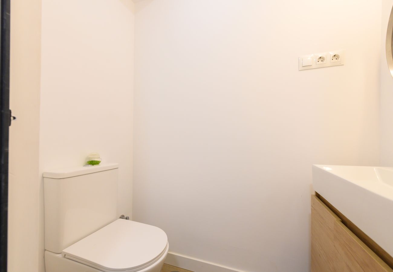 Apartamento en Madrid - M (FGA50E) Acogedor piso en Chamberí 