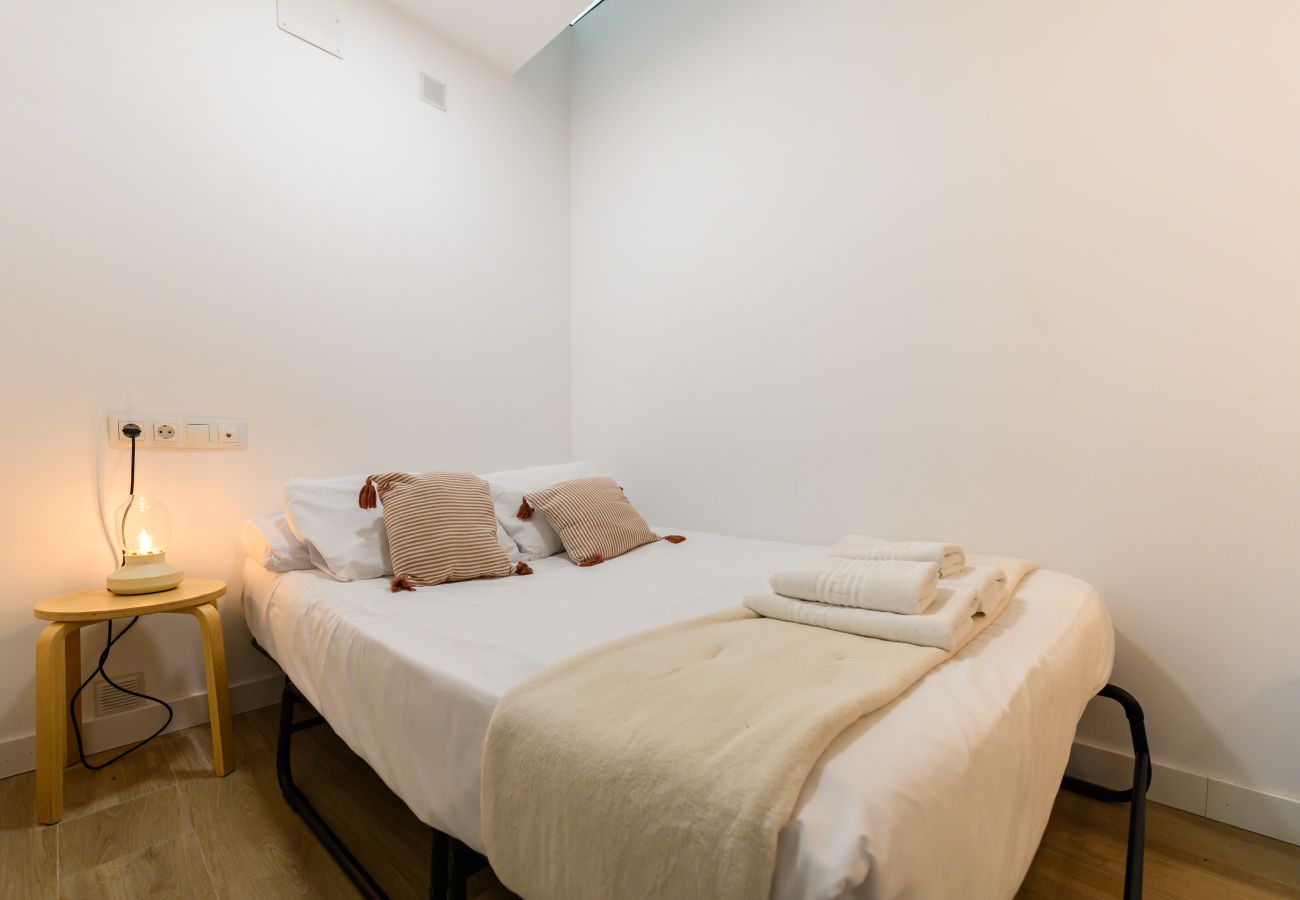 Apartamento en Madrid - M (FGA50E) Acogedor dúplex en Chamberí