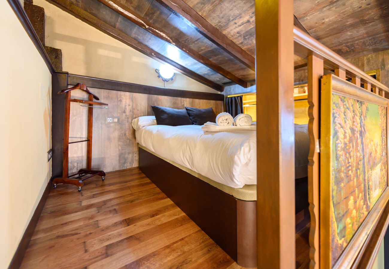 Apartamento en Madrid - M (SLU33) Amplio Loft en La Latina