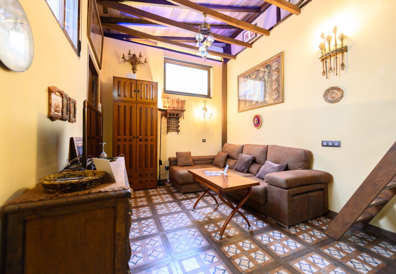 Apartamento en Madrid - M (SLU33) Amplio Loft en La Latina