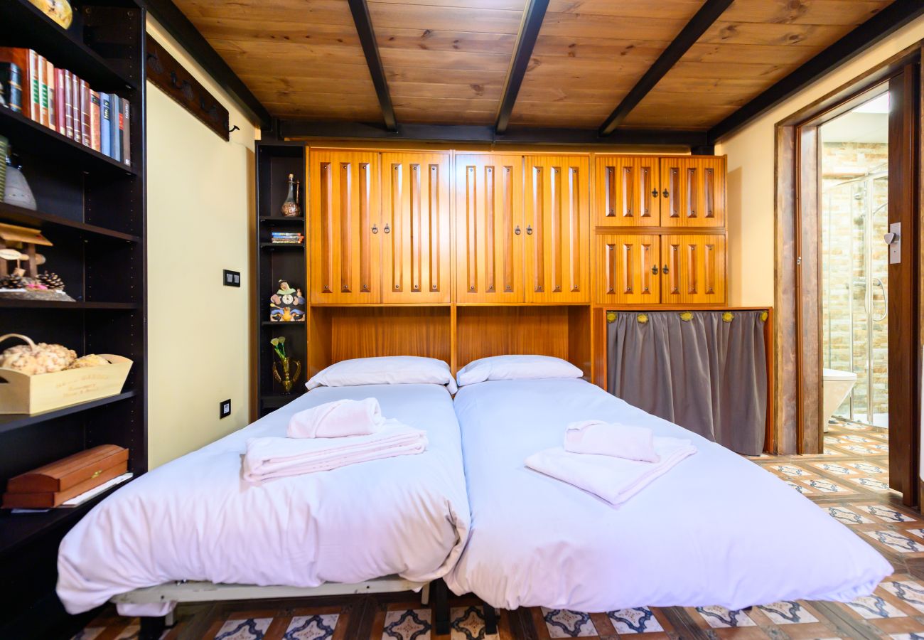 Apartamento en Madrid - M (SLU33) Amplio Loft en La Latina