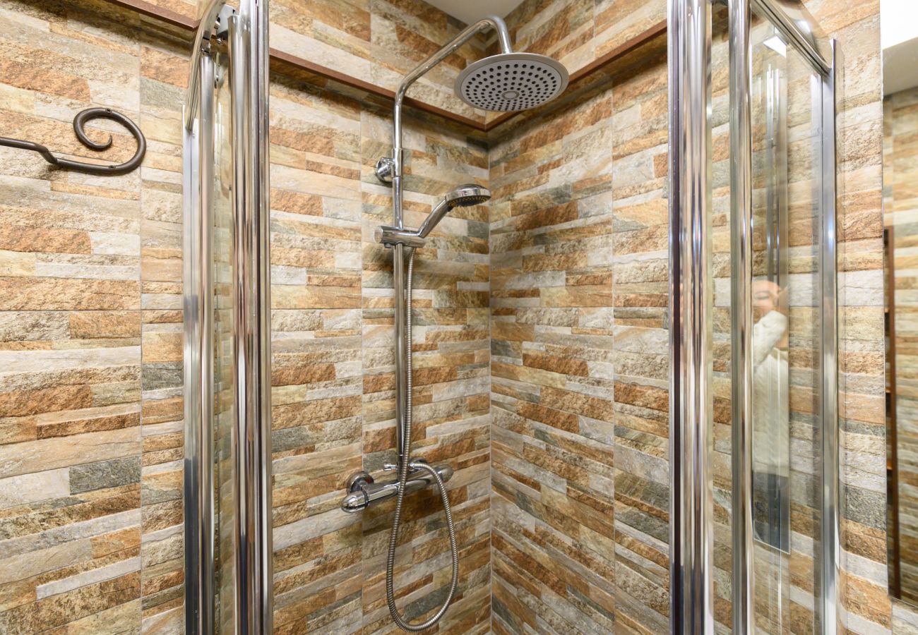 Apartamento en Madrid - M (SLU33) Amplio Loft en La Latina