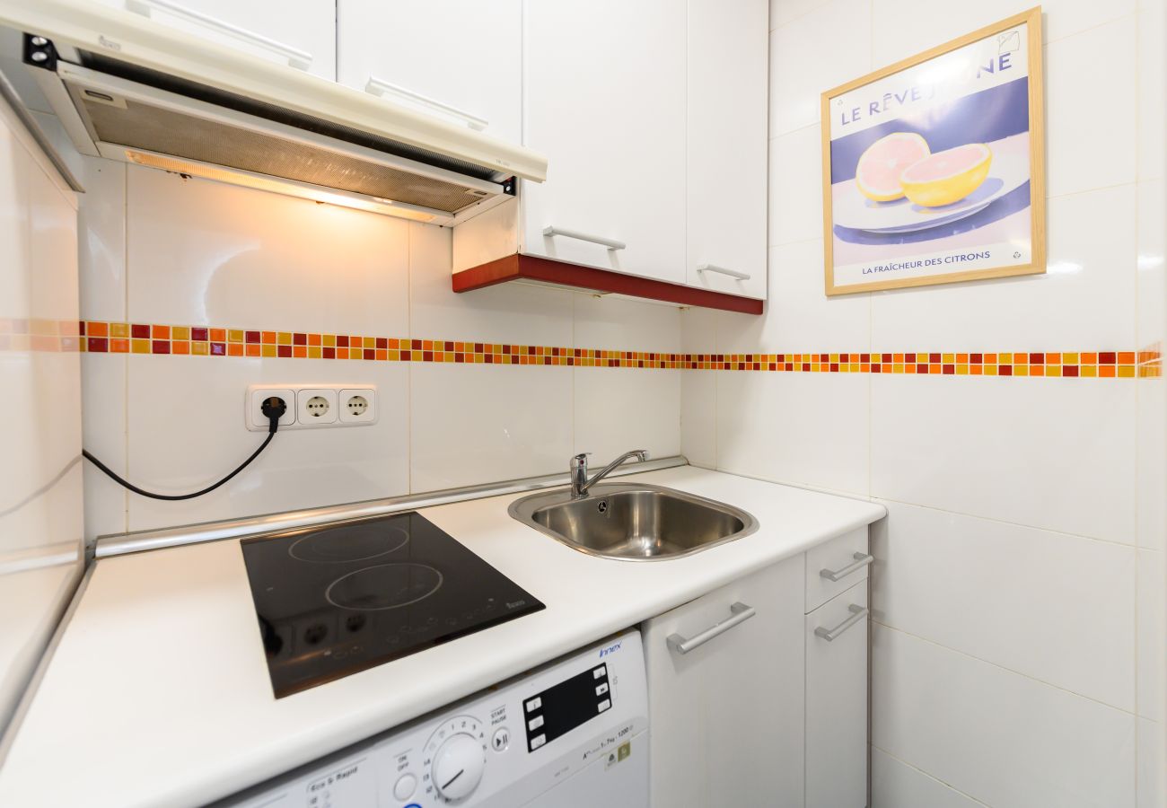 Estudio en Madrid - M (SVF1304) Acogedor Estudio en Centro de Madrid