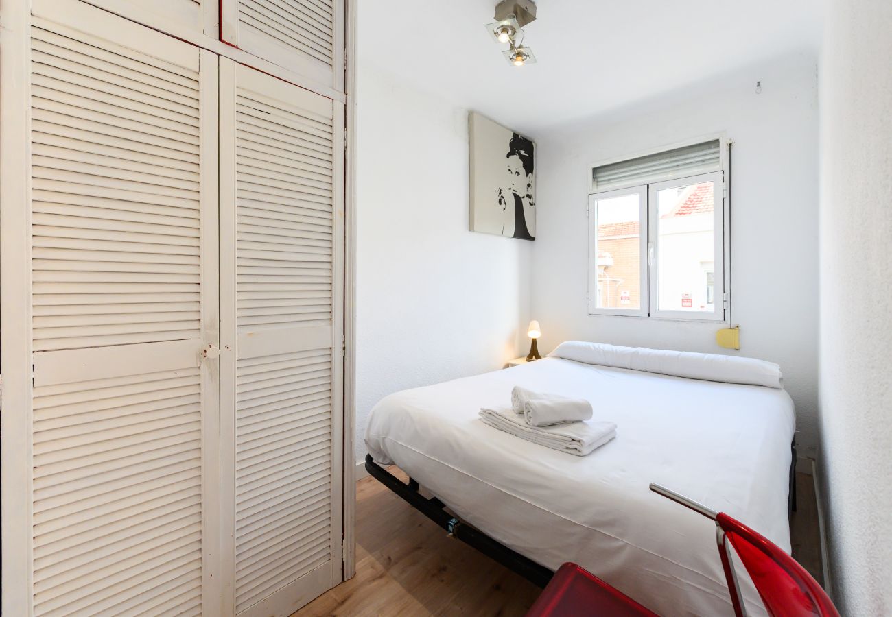 Apartamento en Madrid - M (POR183D) Amplio piso 2 dormitorios en La Latina