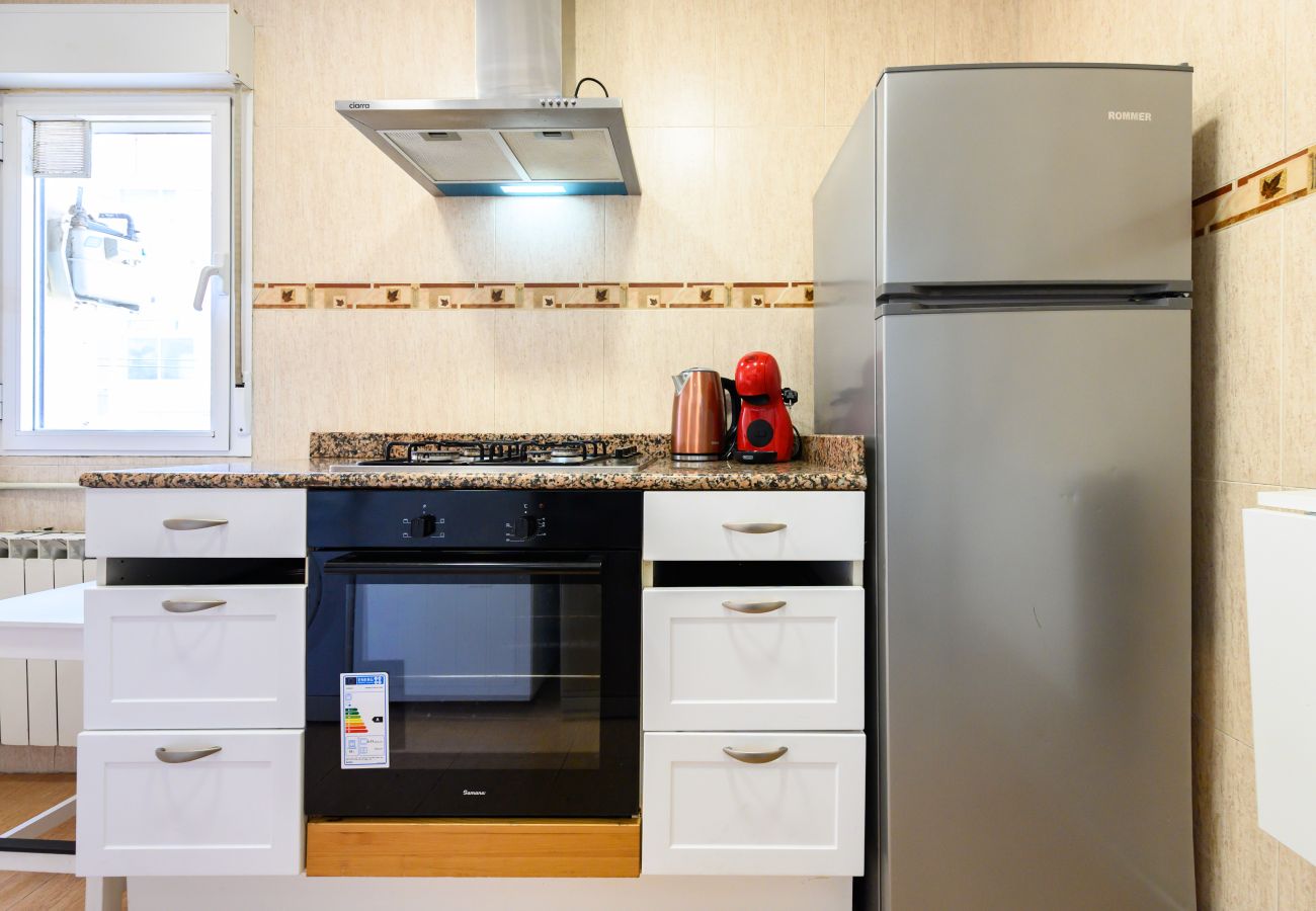 Apartamento en Madrid - M (POR183D) Amplio piso 2 dormitorios en La Latina