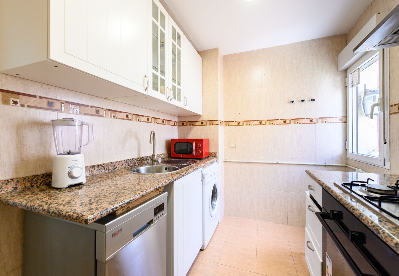 Apartamento en Madrid - M (POR183D) Amplio piso 2 dormitorios en La Latina