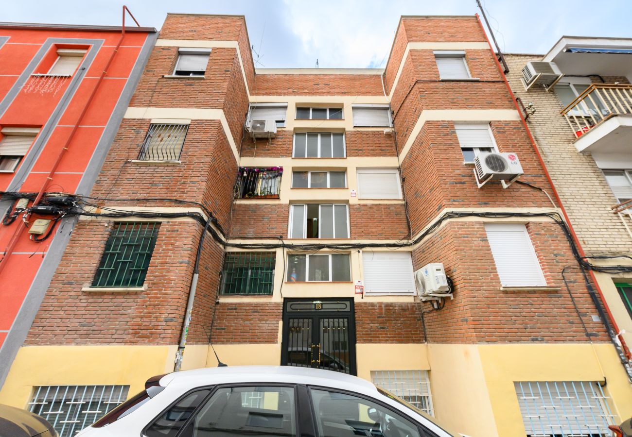 Apartamento en Madrid - M (POR183D) Amplio piso 2 dormitorios en La Latina