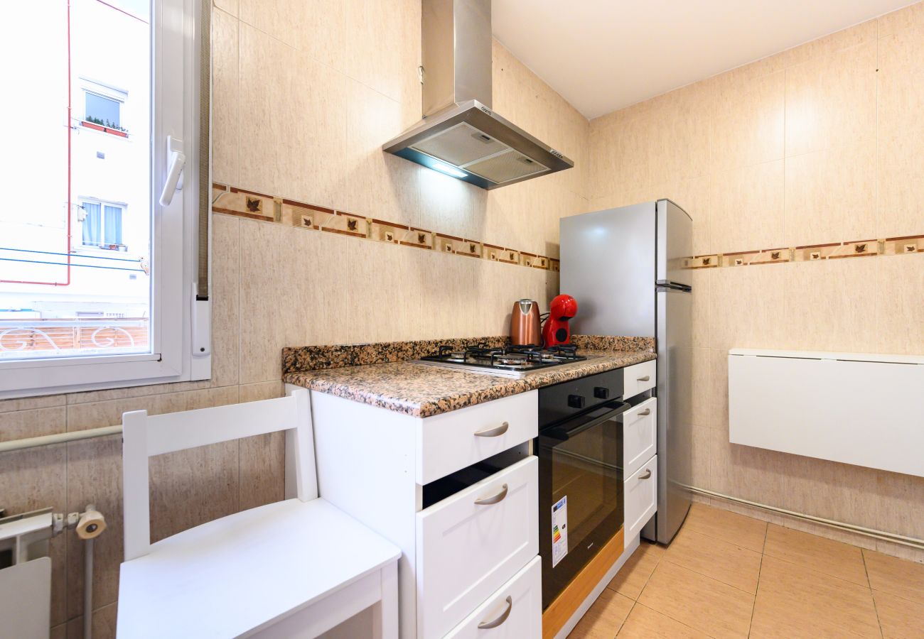 Apartamento en Madrid - M (POR183D) Amplio piso 2 dormitorios en La Latina