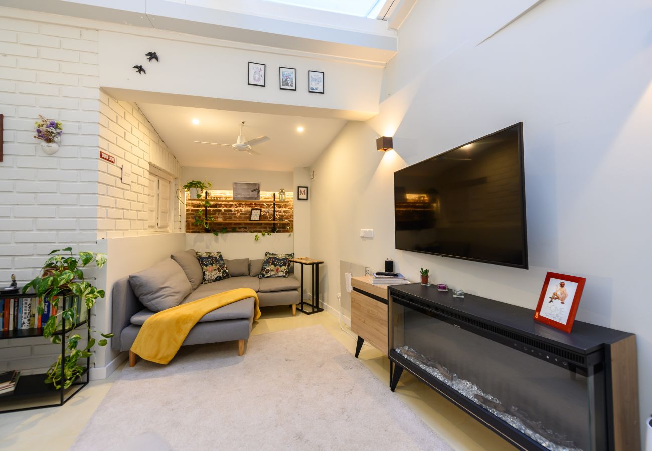 Apartamento en Madrid - M (OLM102BA) Amplio y luminoso piso 2 dormitorios