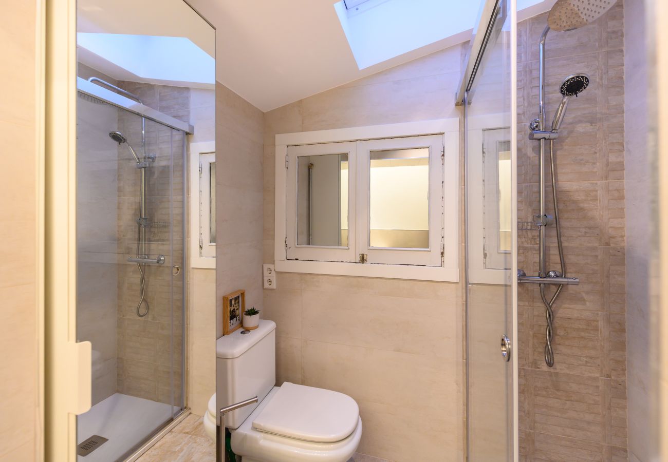 Apartamento en Madrid - M (OLM102BA) Amplio y luminoso piso 2 dormitorios