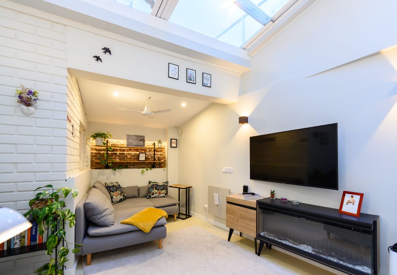 Apartamento en Madrid - M (OLM102BA) Amplio y luminoso piso 2 dormitorios